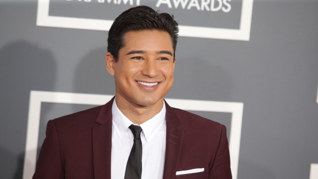 What roles in TV and film have added to Mario Lopez’s net worth?